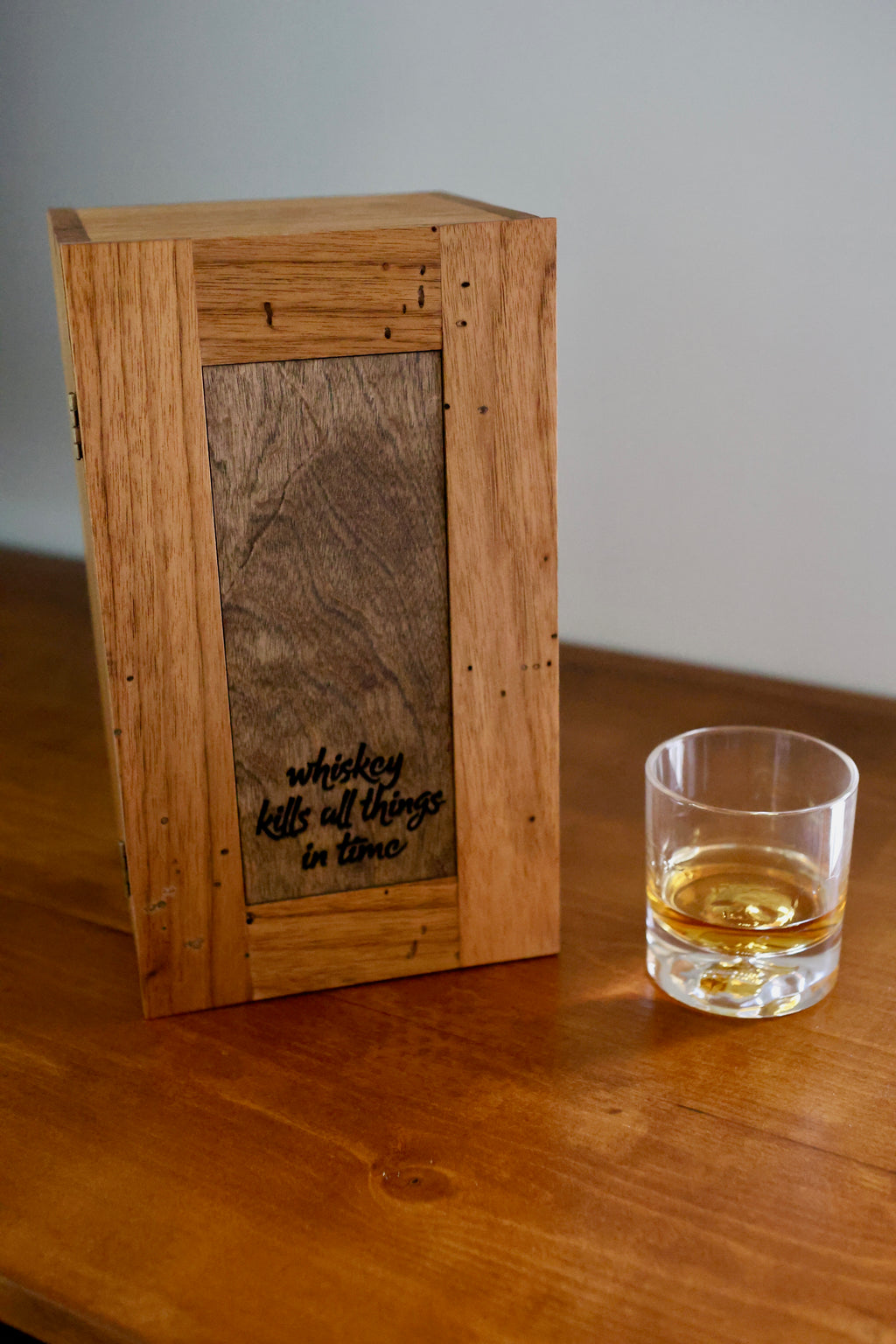 Whiskey Box - Skull