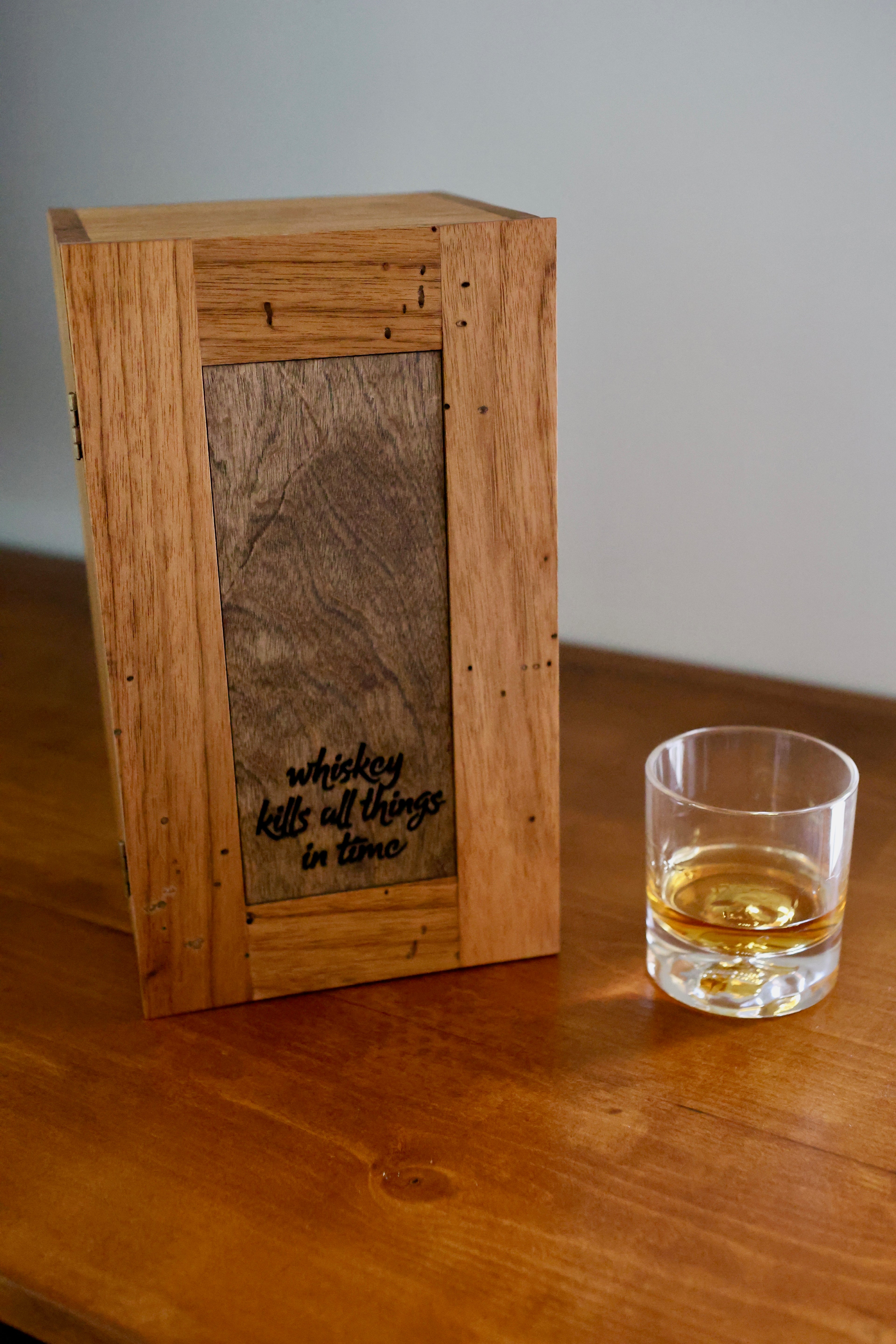 Whiskey Box - Skull